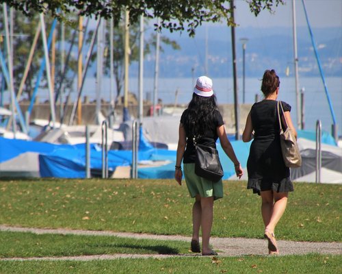 Sunny day in Rome, walking near a park